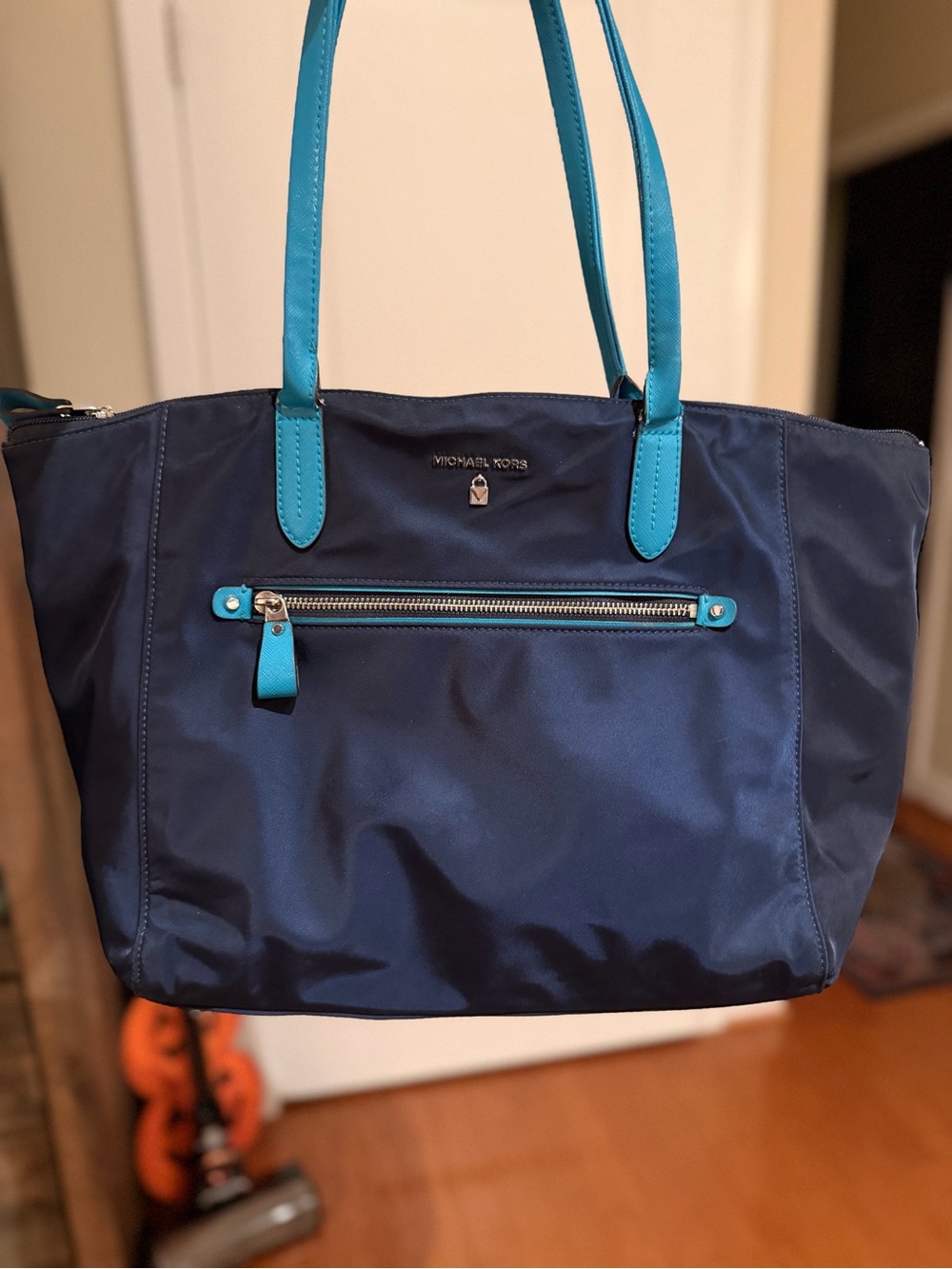 Michael Kors Large Kelsey Admiral Navy and Teal Tote